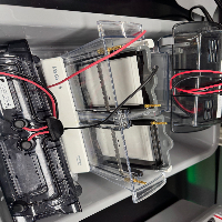 Invitrogen Electrophoresis Gel Tanks - Quantity 2 image 1